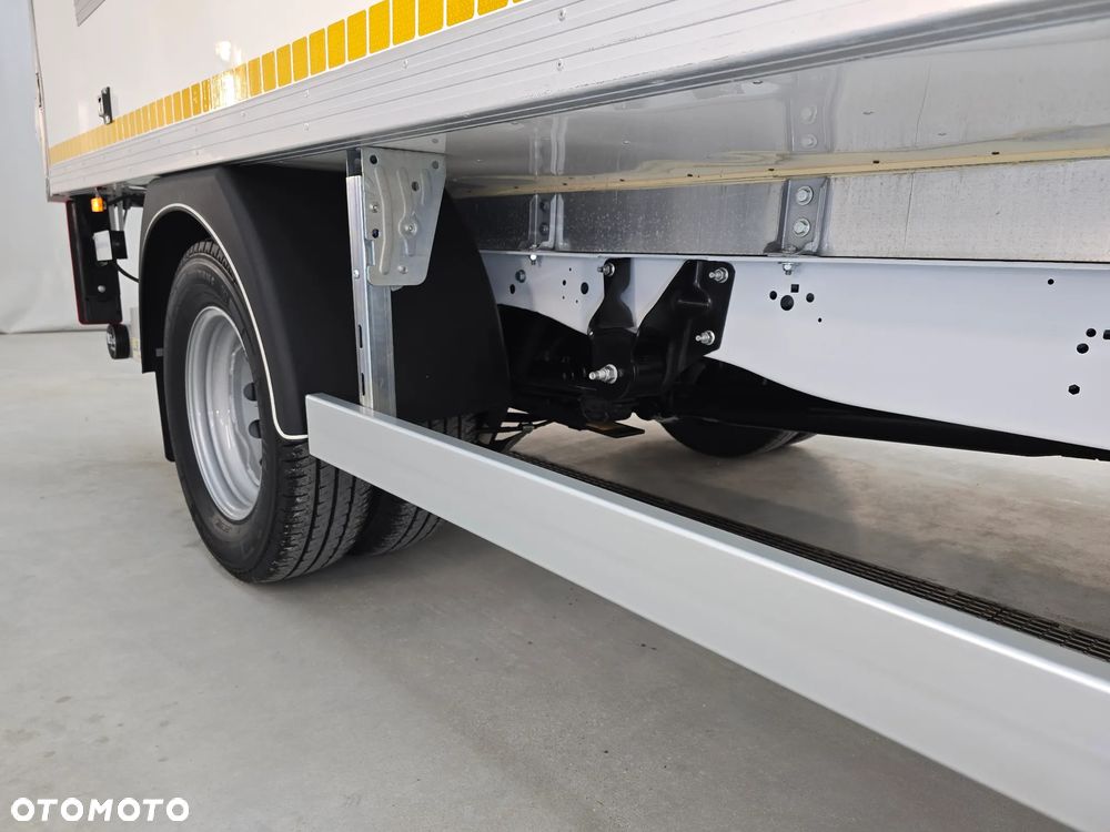 Ford TRANSIT 350-170 IZOTERMA WINDA 750Kg 48 Tyś Km SERWIS ASO FORD DO OSTATNIEGO Km SALON PL STAN JAK NOWY TEMPOMAT KLIMA ELKTRYKA ASYSTEN KIEROWCY WZMOCNIONE TYLNE ZAWIESZENIE RESOR + PODUSZKI PNEŁMATYCZNE - 25