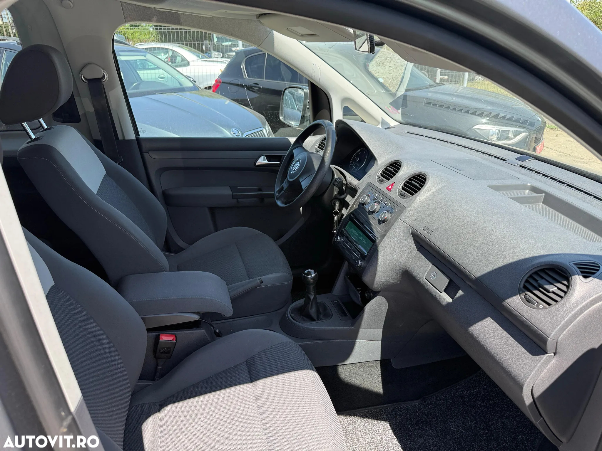 Volkswagen Caddy 1.6 TDI (7-Si.) Edition 30 - 7