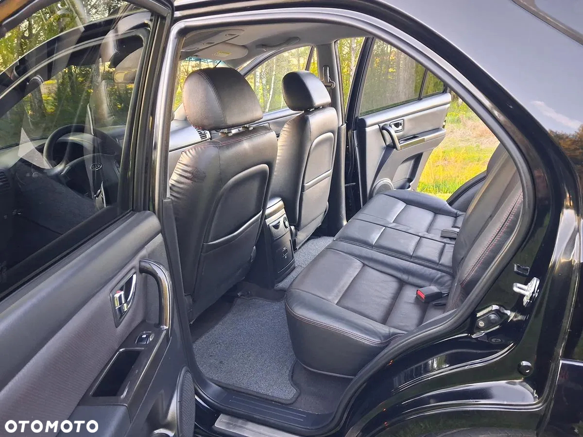 Kia Sorento 2.5 CRDi VGT EX - 25