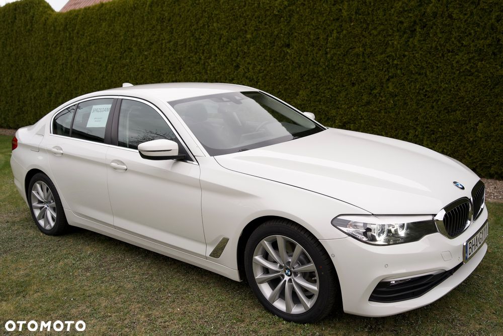 BMW Seria 5 520d Luxury Line - 14