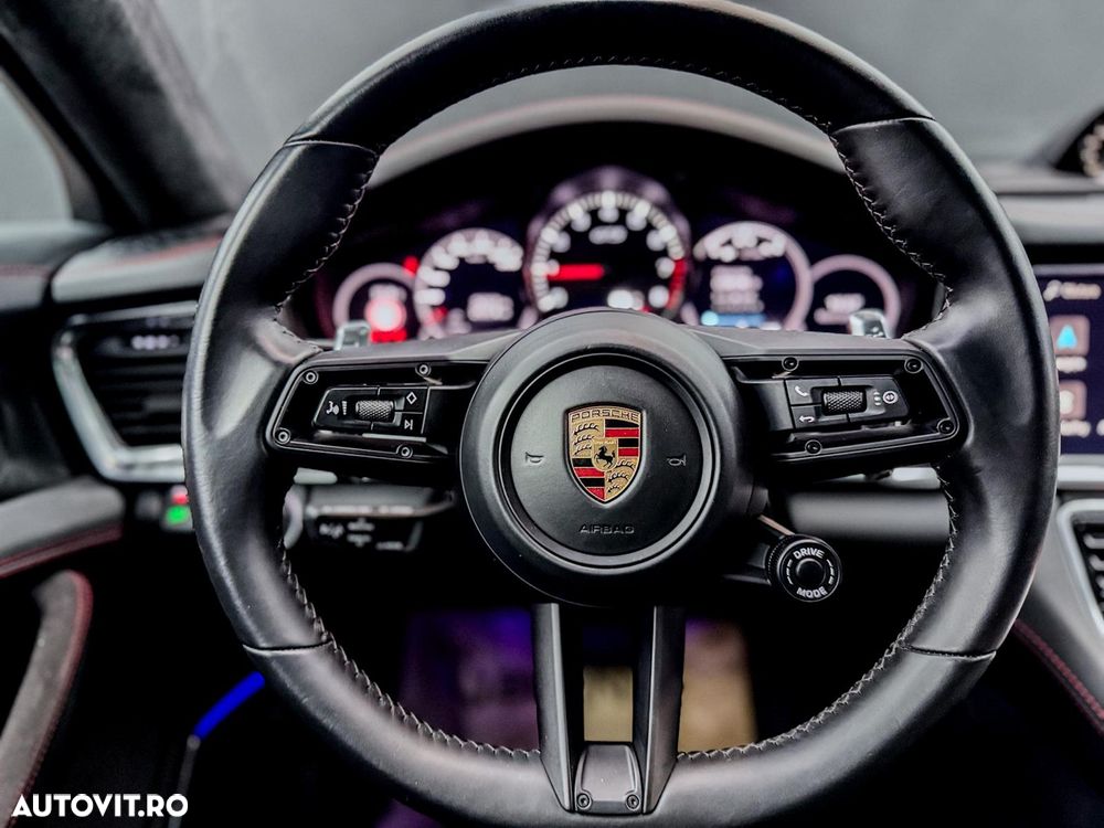 Porsche Panamera GTS - 21