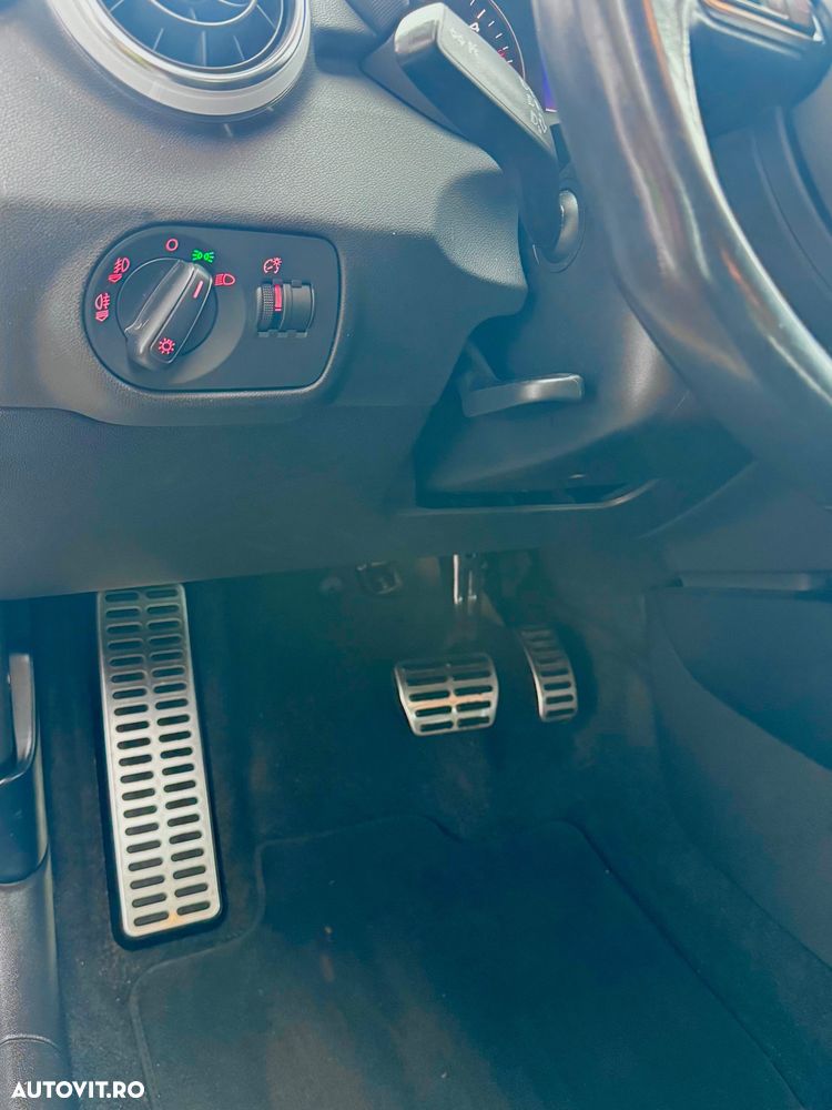 Audi A1 1.6 TDI Sportback S tronic S line Sportpaket - 16