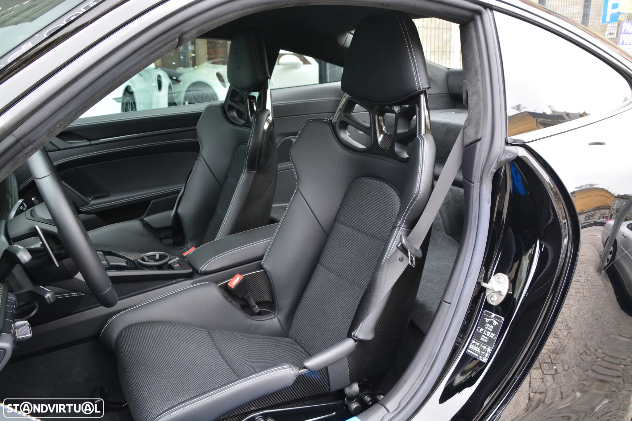 Porsche 911 (992) GT3 Touring Package PDK - 31