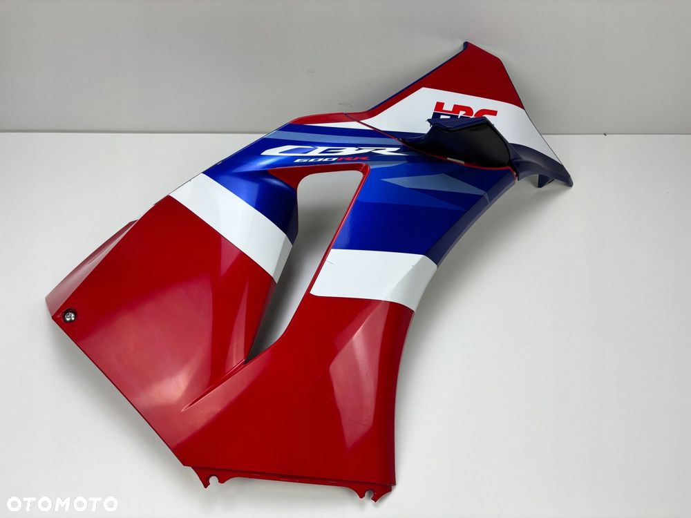 Prawa boczna owiewka bok Honda CBR 600RR PC69 2024- Oryginał - 1