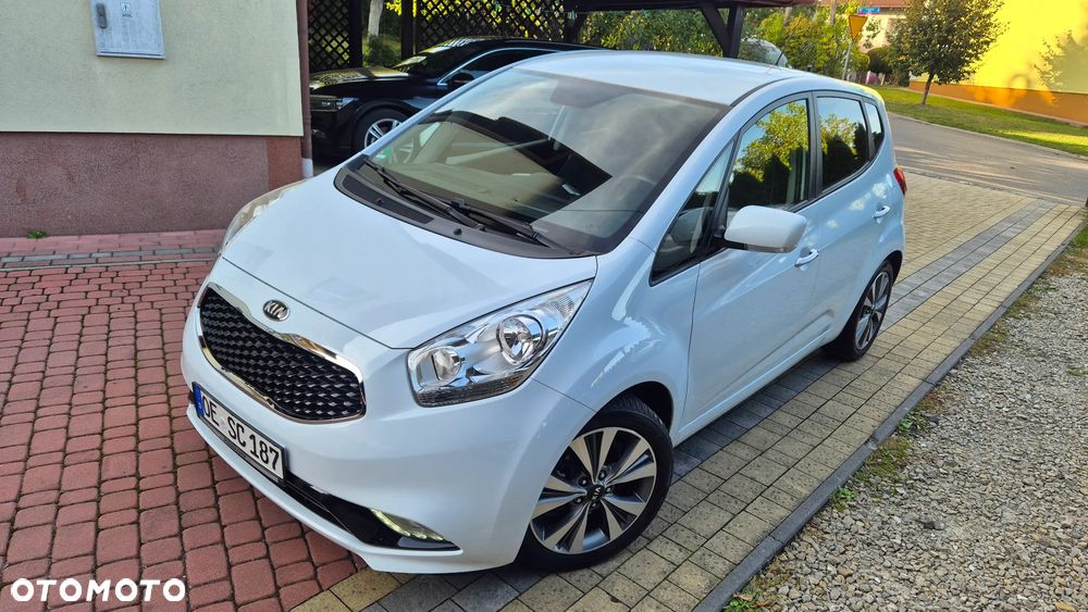 Kia Venga - 8