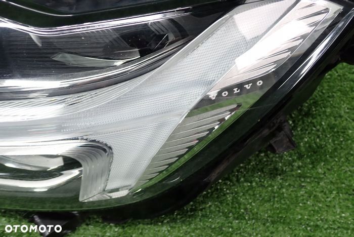 VOLVO XC60 II FULL LED 17- reflektor lewy lampa lewa - 3