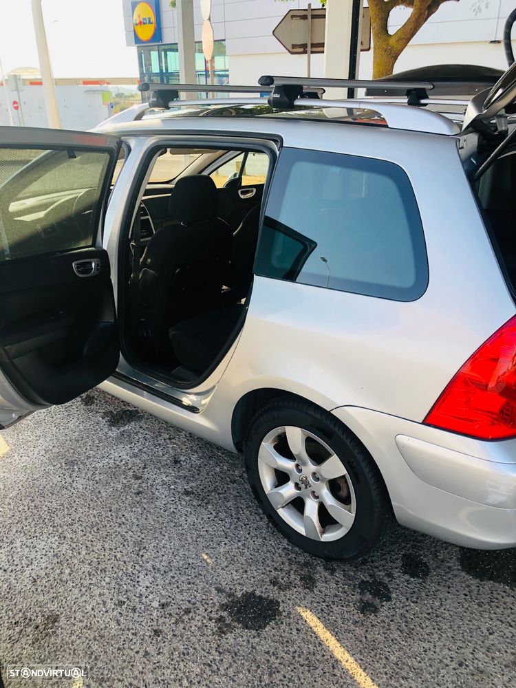 Peugeot 307 SW 1.6 HDi FAP SE Navteq - 30