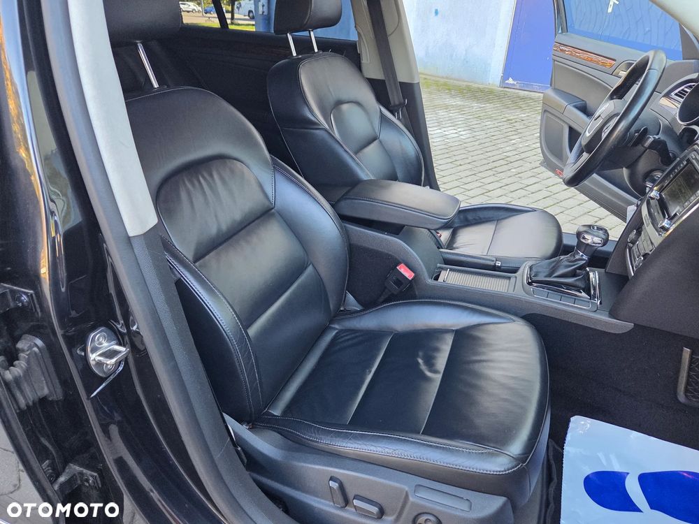 Skoda Superb Combi 2.0 TDI DSG Exclusive - 29