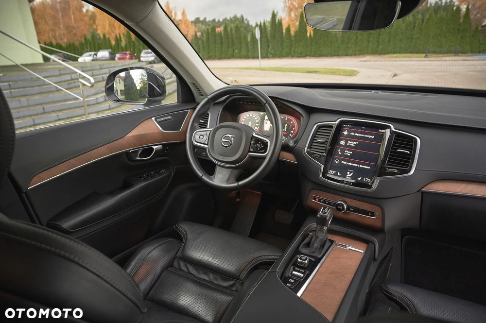 Volvo XC 90 D5 AWD Inscription 7os - 25