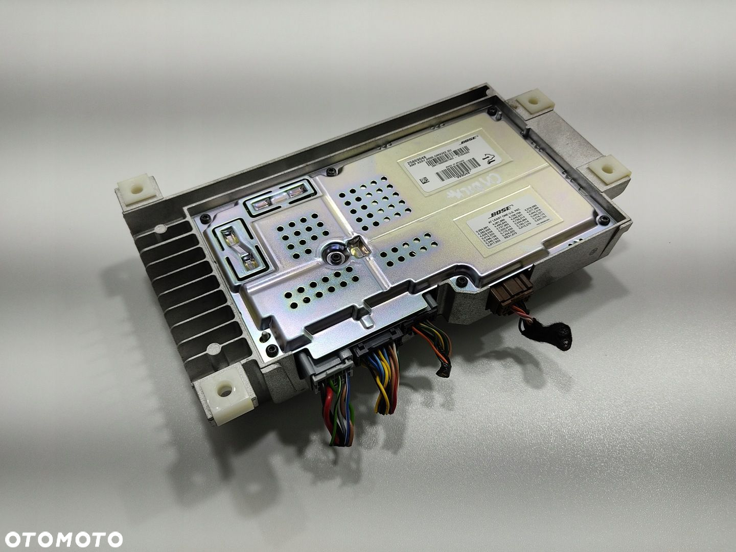 WZMACNIACZ BOSE CADILLAC CTS II 25869048 2007-2014 - 3