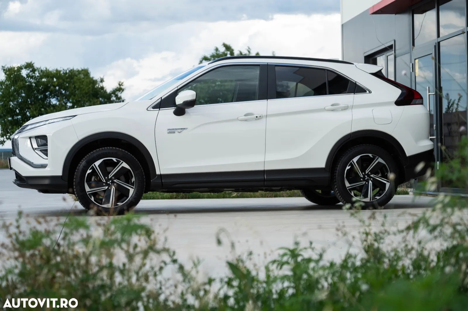 Mitsubishi Eclipse-Cross Plug-In Hybrid 4WD Intro Edition - 5
