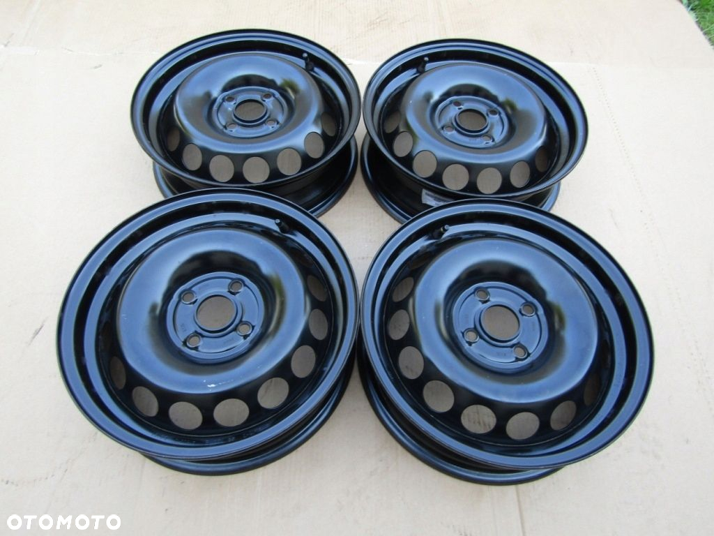 4x Felgi 15 Citroen C1 I II Toyota Aygo I II Peugeot 107 108 4,5 4x100 ET35 - 4