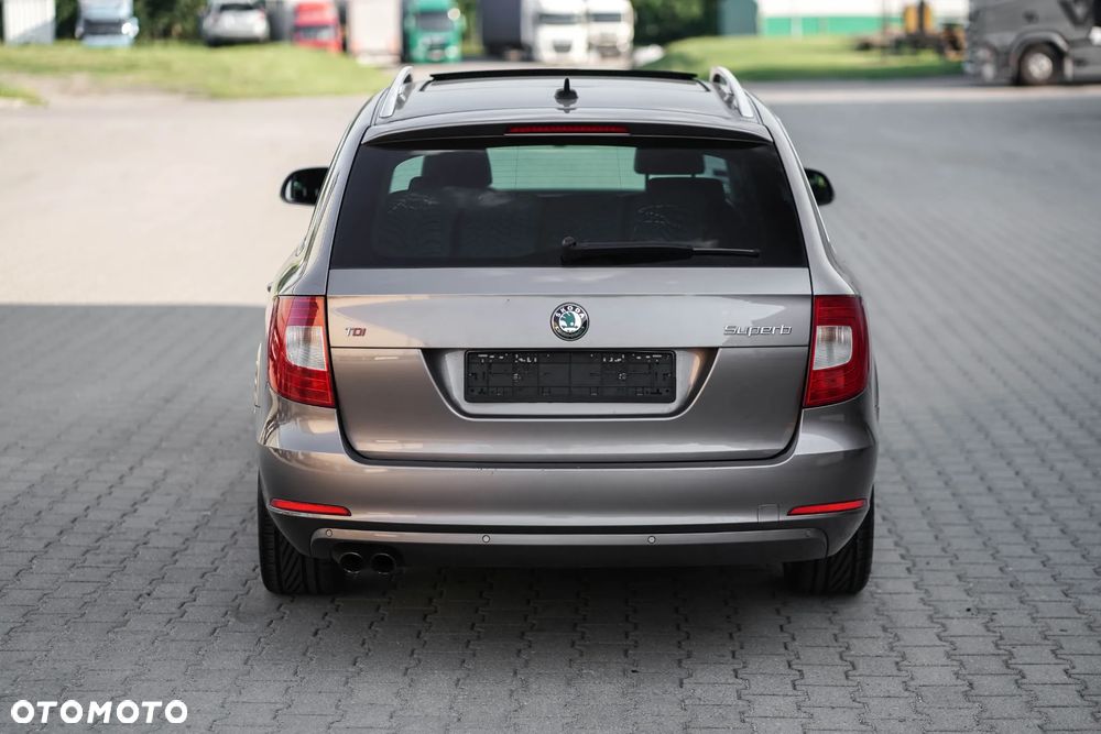 Skoda Superb 2.0 TDI Comfort - 3