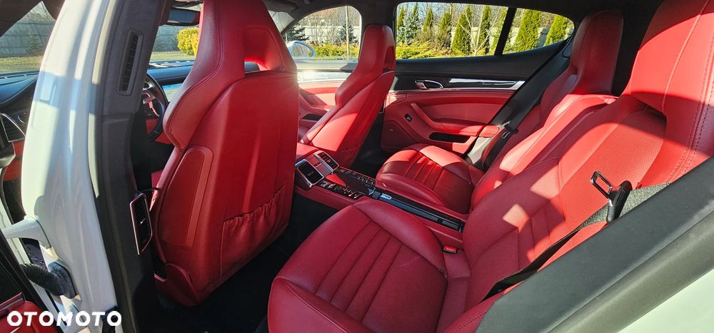 Porsche Panamera - 7