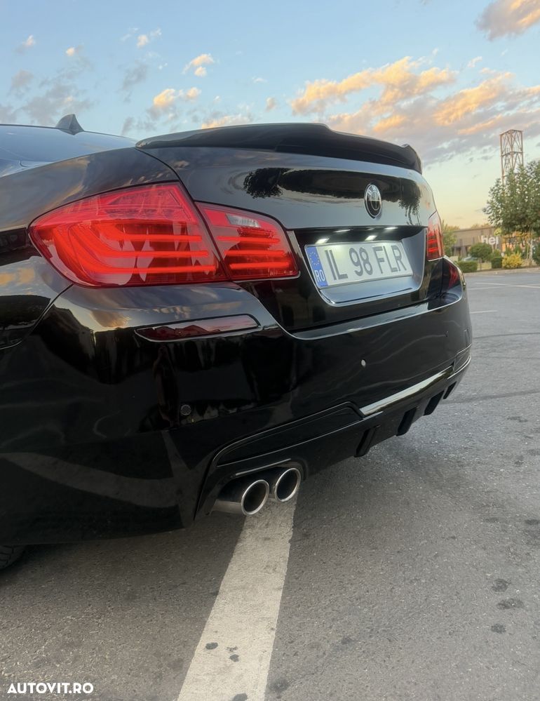 BMW Seria 5 530d xDrive AT - 7
