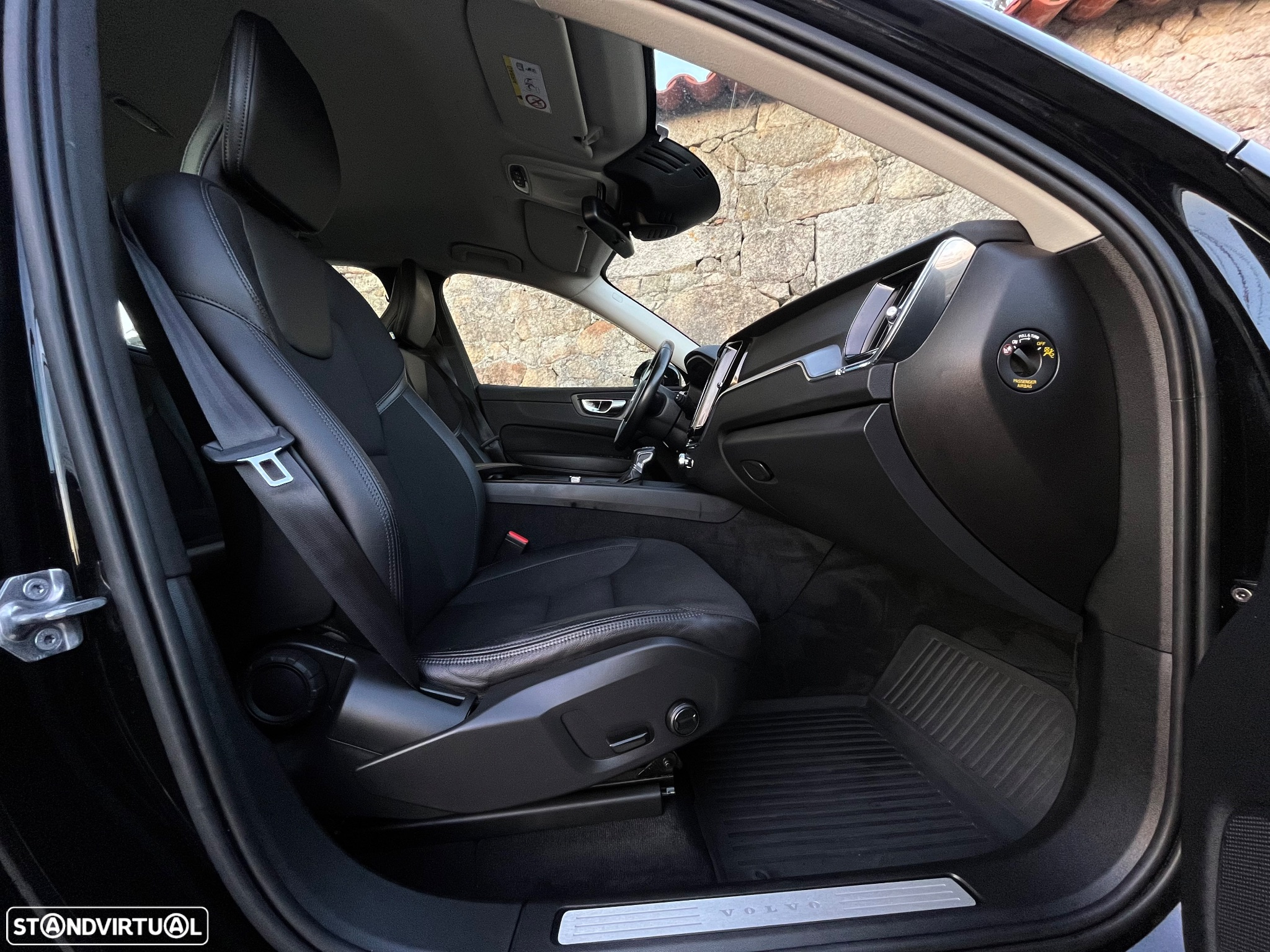 Volvo XC 60 2.0 D4 Momentum AWD Geartronic - 7