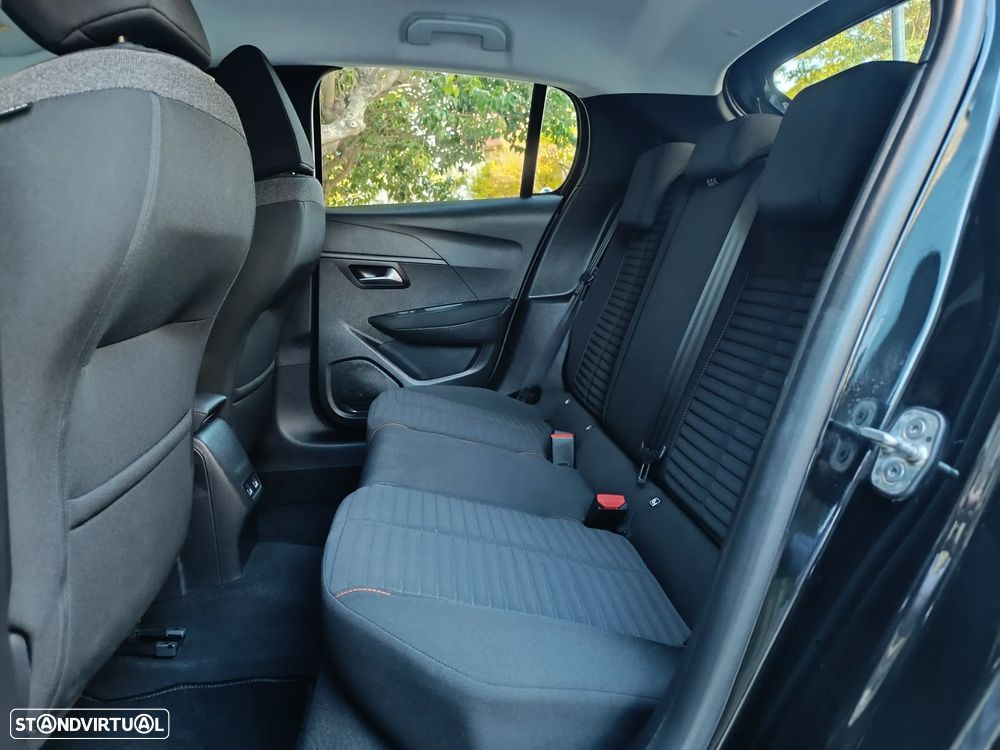 Peugeot 208 PureTech 100 EAT8 Active Pack - 18