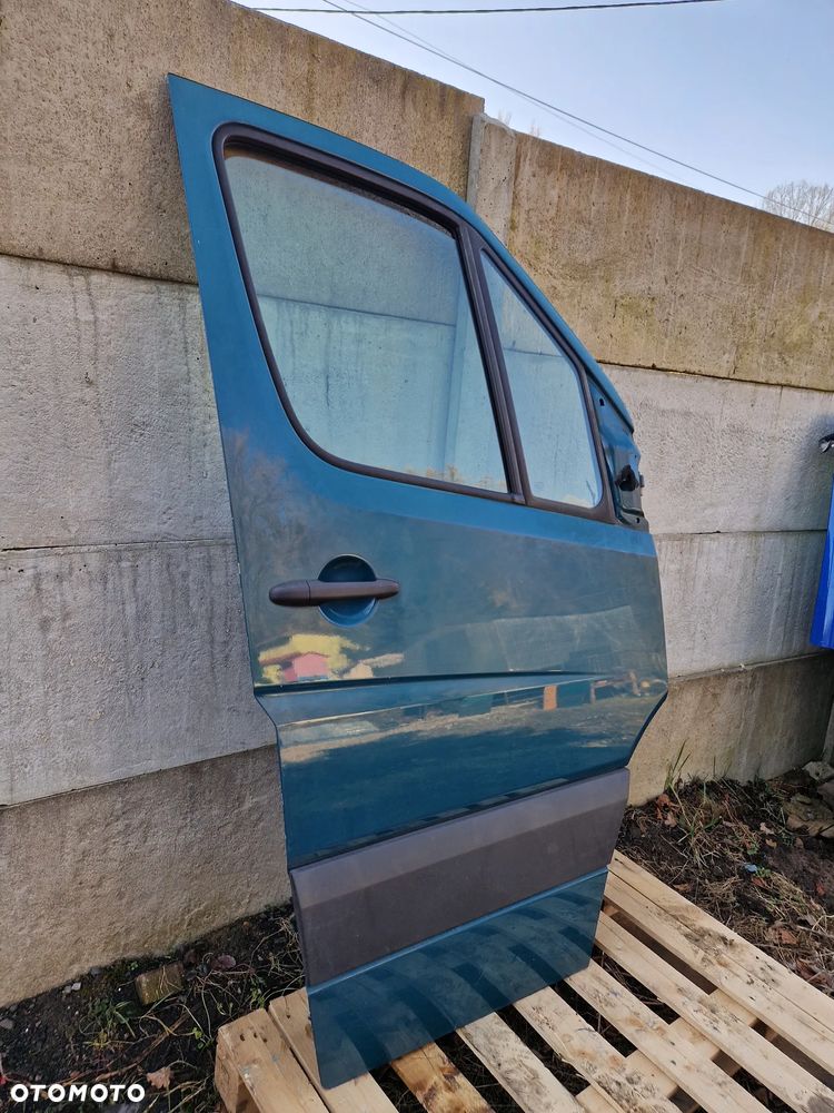 Mercedes Sprinter W906 drzwi prawe przednie ładne bez korozji - 1
