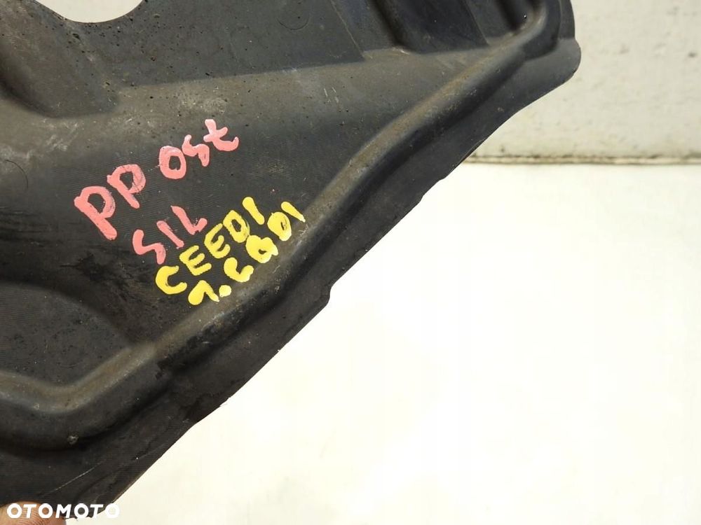 OSŁONA SILNIKA PRAWA KIA CEED I 1.6 GDI 29120-2H000 - 2