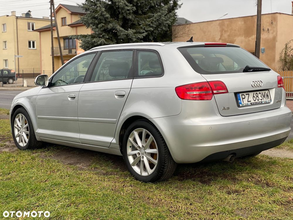 Audi A3 1.6 TDI DPF Attraction - 3