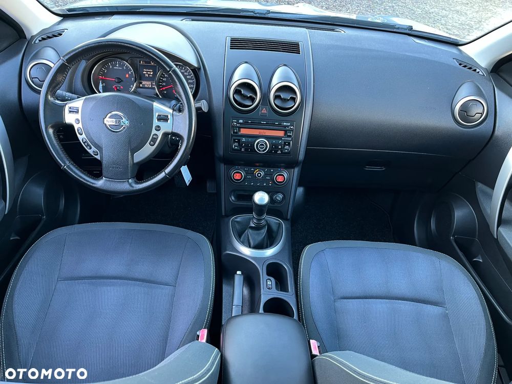 Nissan Qashqai+2 - 17