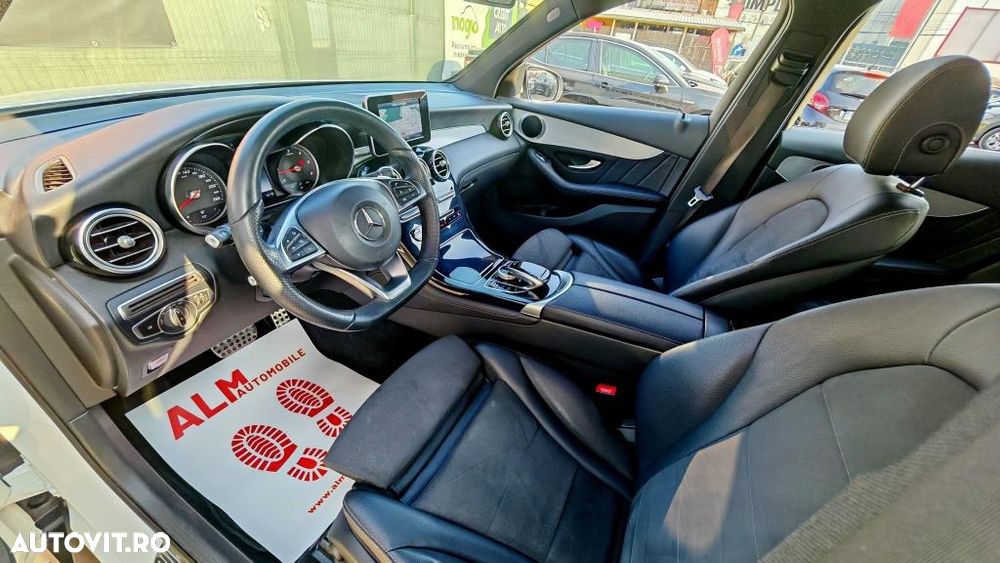 Mercedes-Benz GLC 220 d 4MATIC 9G-TRONIC Exclusive - 4