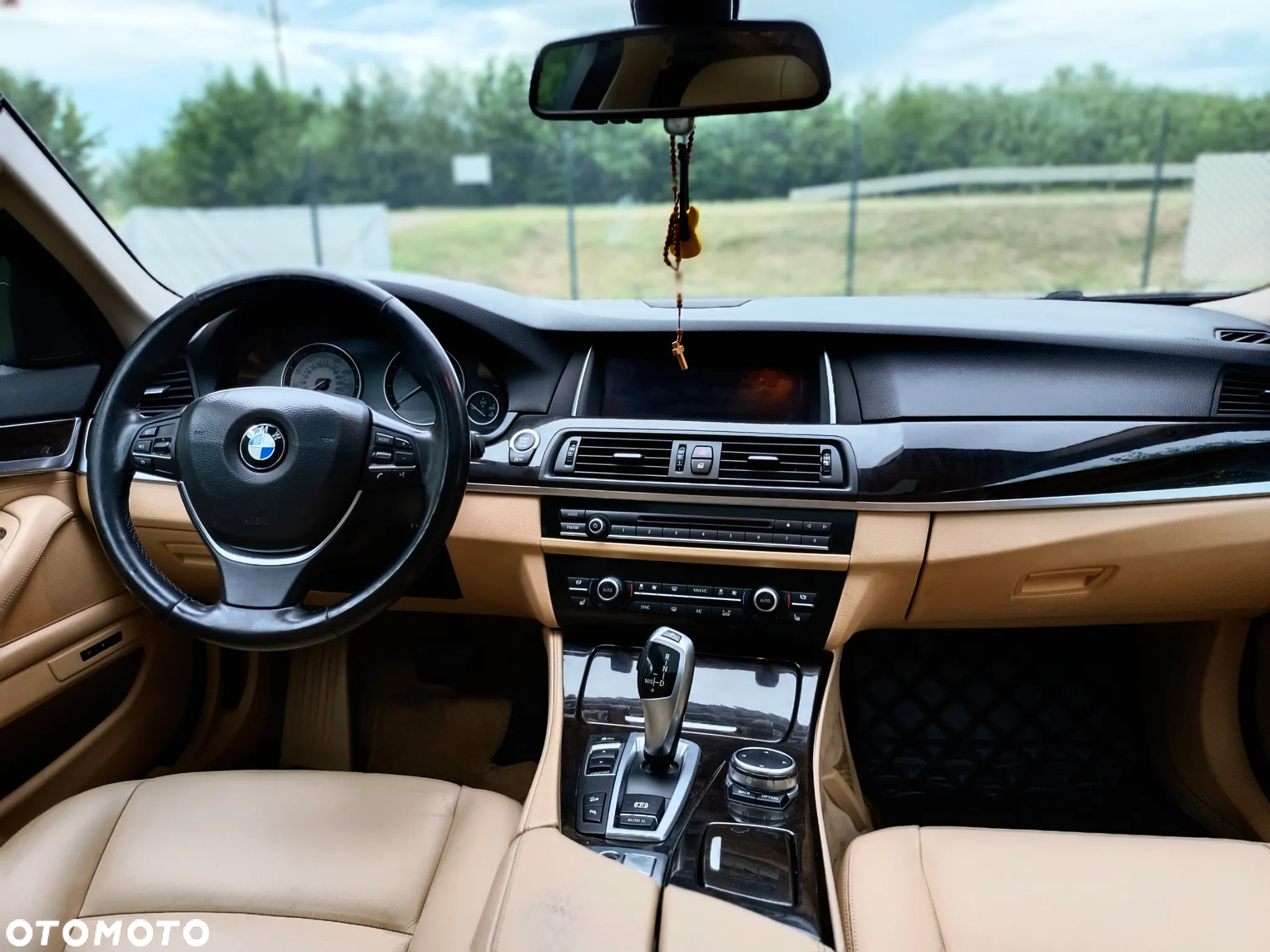 BMW Seria 5 528i xDrive Luxury Line - 14
