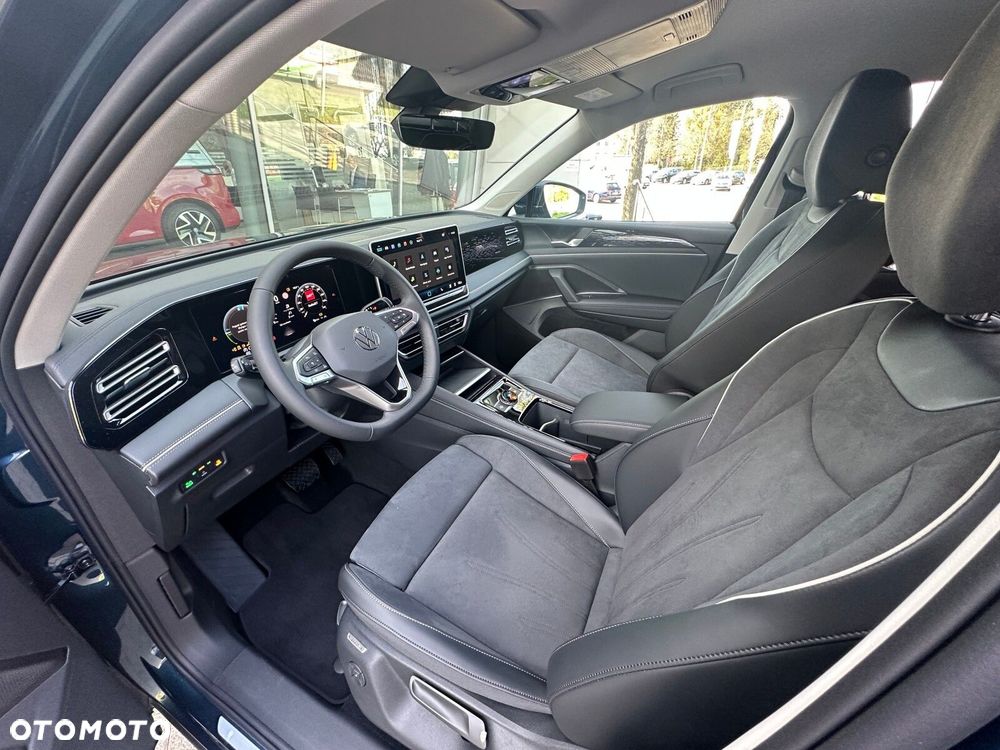 Volkswagen Tiguan - 11
