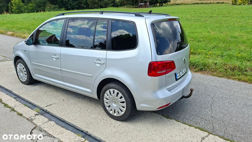 Volkswagen Touran 2.0 TDI DPF BlueMotion Technology DSG MATCH - 10