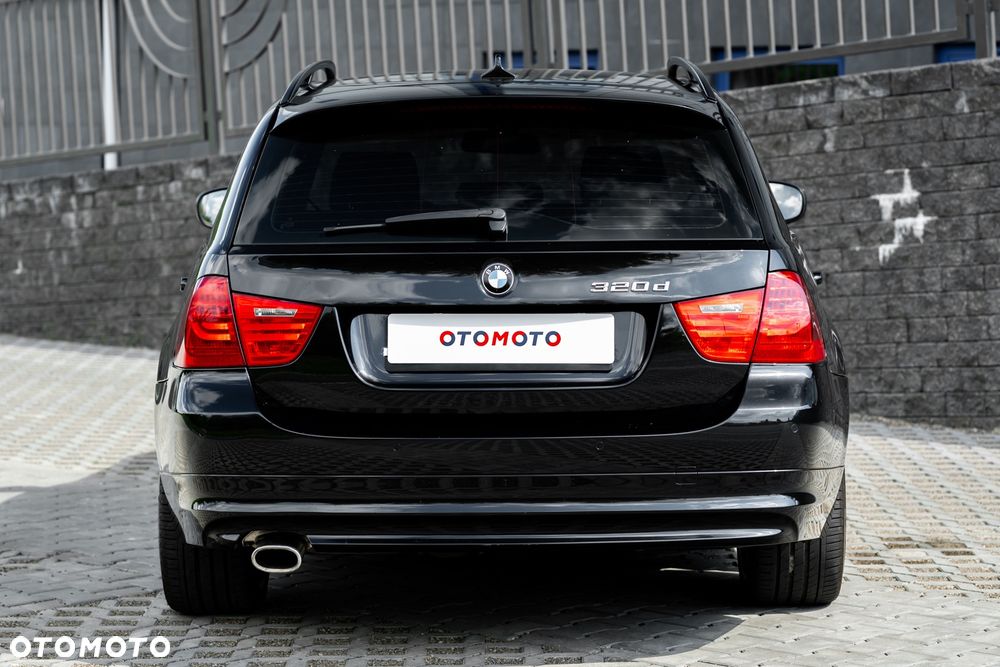 BMW Seria 3 320d xDrive DPF - 9