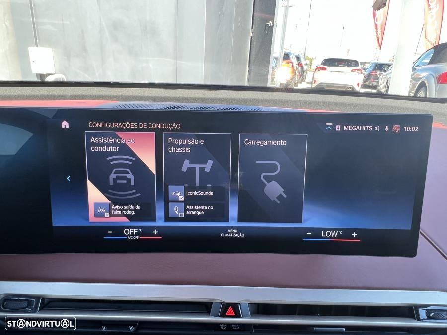 BMW iX xDrive 40 Pack Desportivo - 50