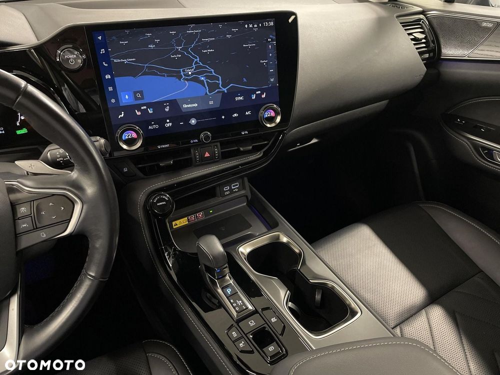 Lexus NX 350h Omotenashi AWD - 26