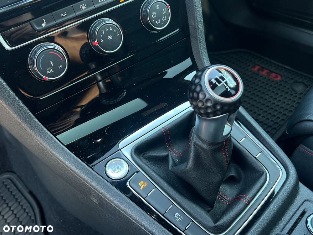 Volkswagen Golf 2.0 TSI BMT GTI - 14