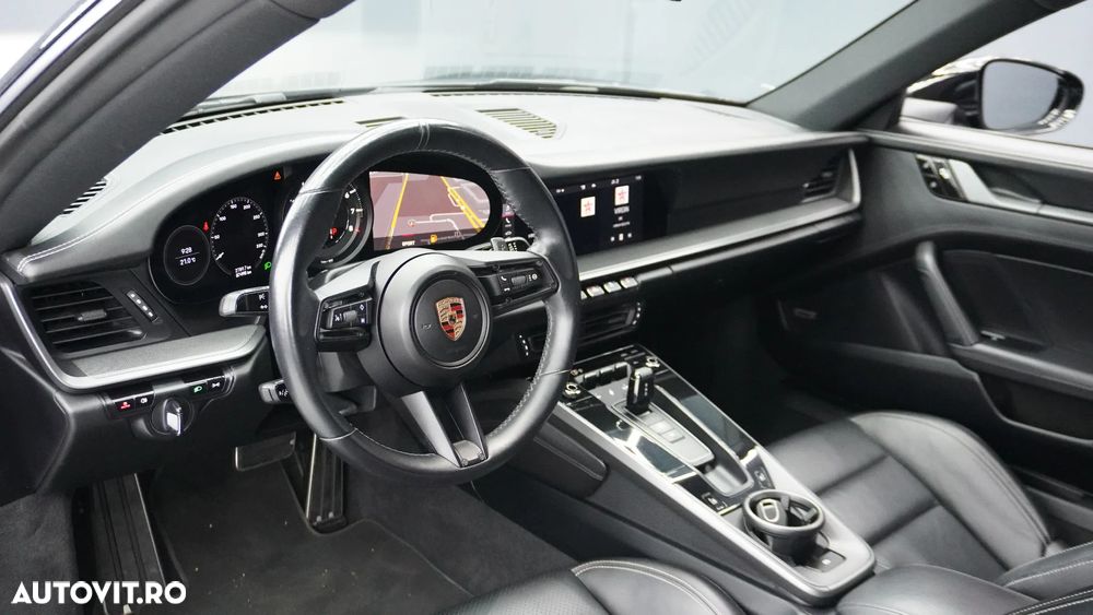 Porsche 911 Carrera PDK - 3
