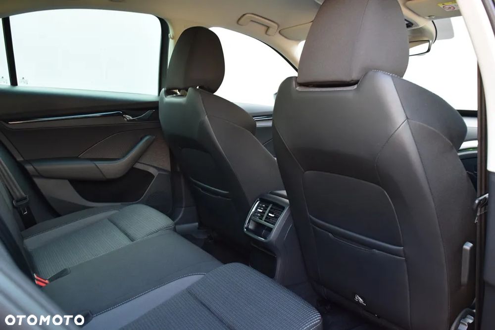 Skoda Octavia 1.5 TSI e-Tec Ambition DSG - 26