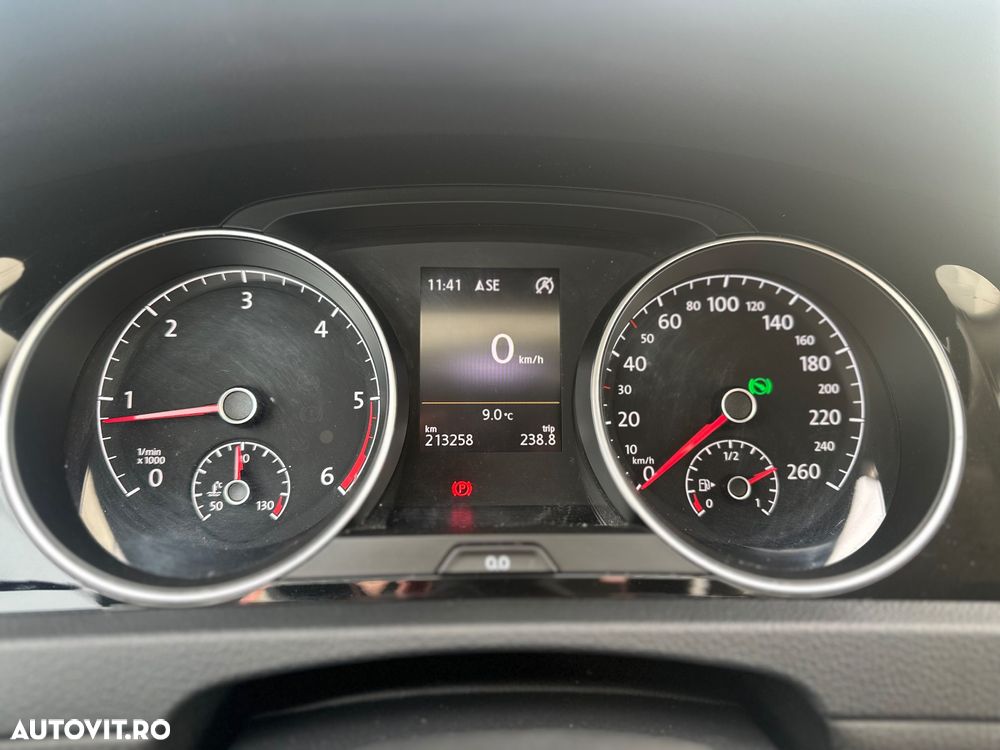 Volkswagen Golf 1.6 TDI BlueMotion Technology DSG Cup - 11