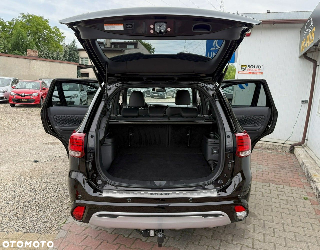 Mitsubishi Outlander PHEV Intense + - 12