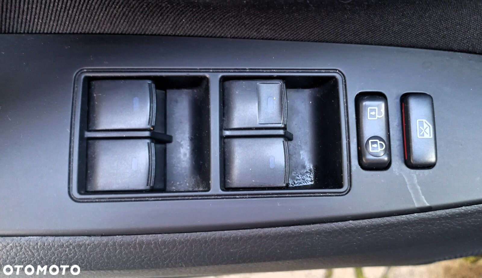 Toyota Avensis - 19