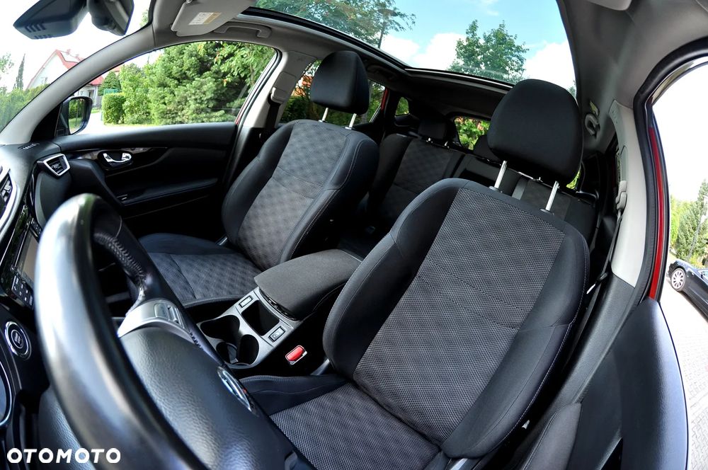 Nissan Qashqai 1.6 DIG-T N-Connecta - 20