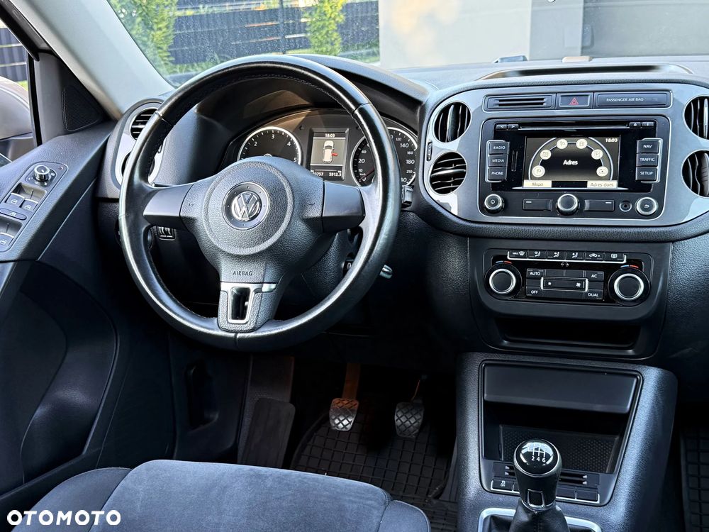 Volkswagen Tiguan - 19