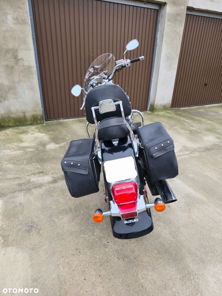 Suzuki VL 800 Volusia - Boulevard C50 - 2