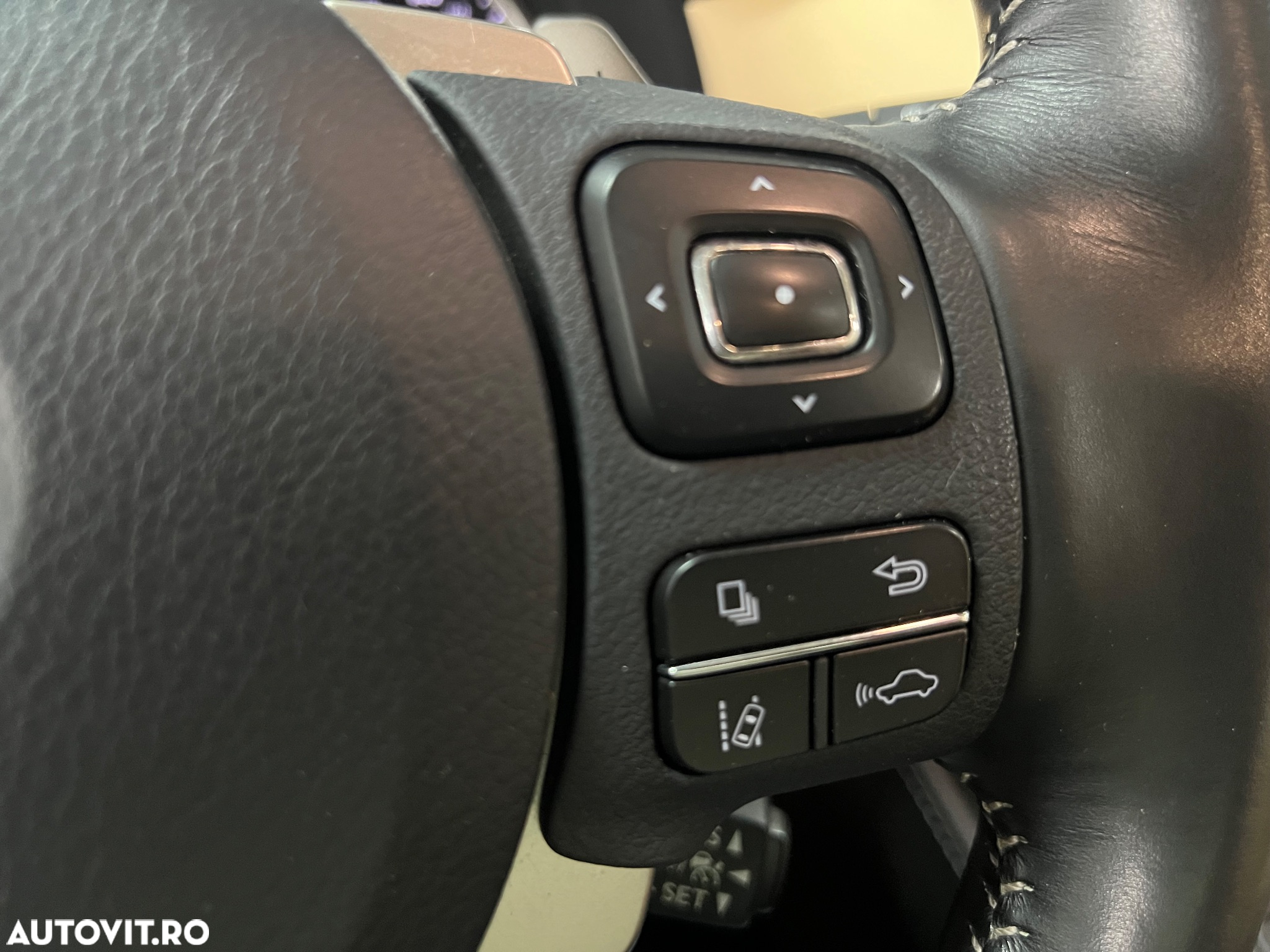 Lexus Seria NX 300h AWD Business - 25
