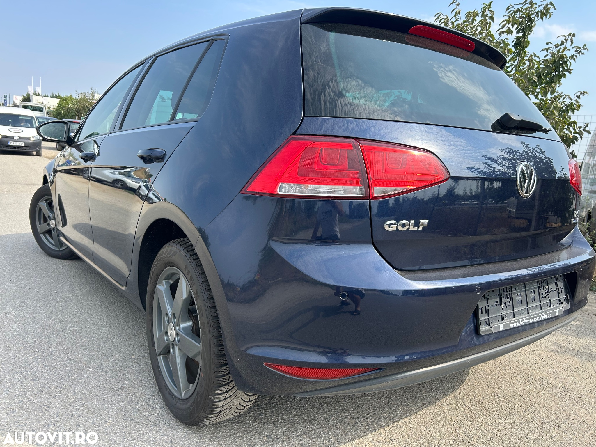 Volkswagen Golf 1.2 TSI BlueMotion Technology Comfortline - 2