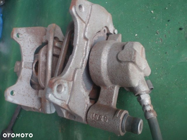 zacisk zaciski jarzmo seicento punto I II III panda cc cinquecento 500 pod tarcze wentylowane 257mm - 4