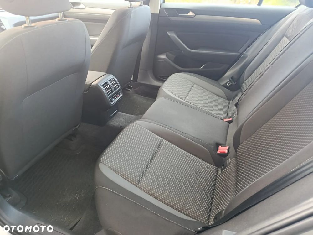 Volkswagen Passat 2.0 TDI BMT Highline - 10