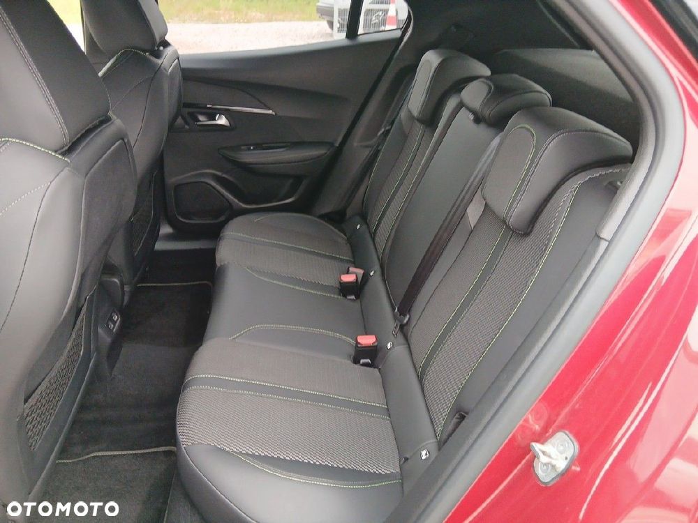 Peugeot 2008 1.2 PureTech GT S&S EAT8 - 10