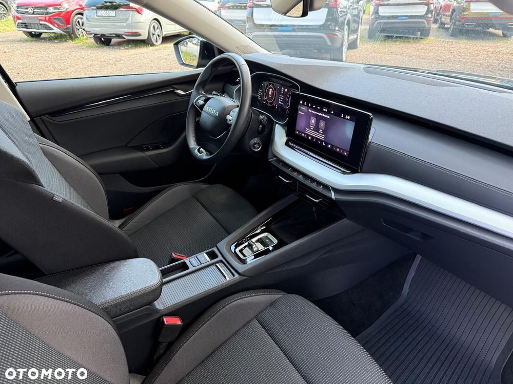 Skoda Octavia 1.5 TSI mHEV Selection DSG - 8