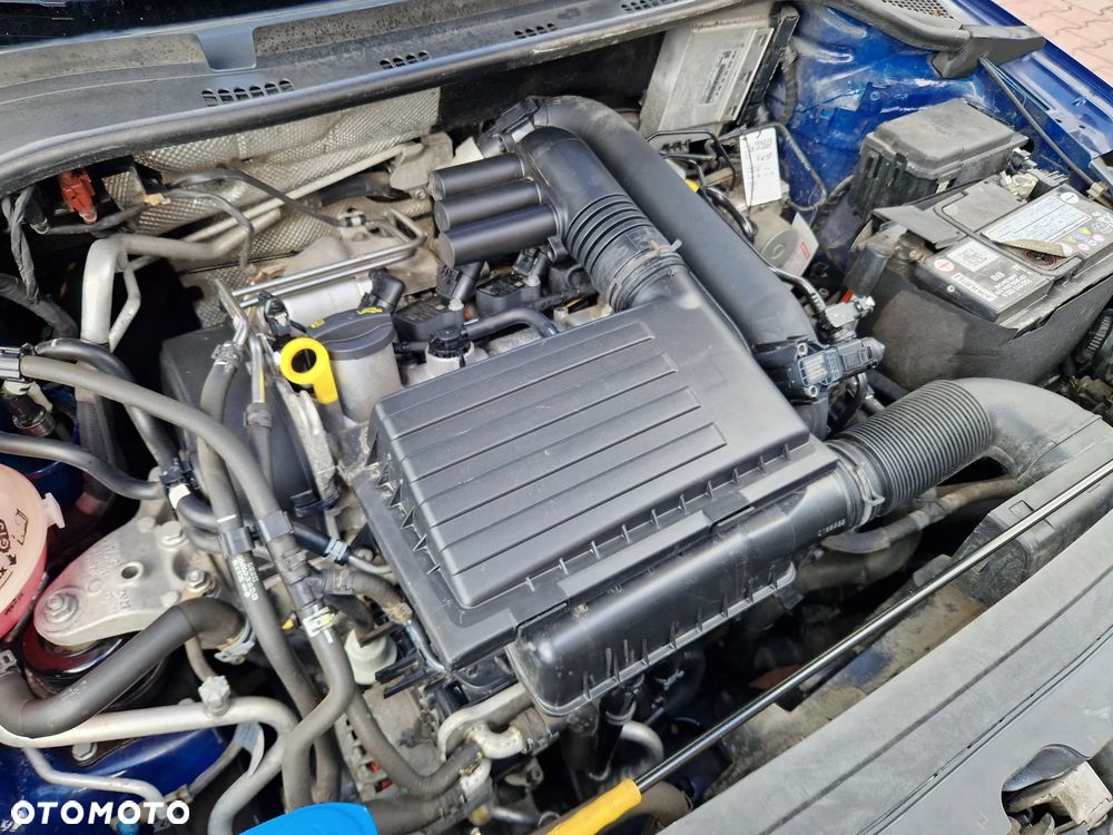 Skoda RAPID 1.2 TSI Ambition - 13