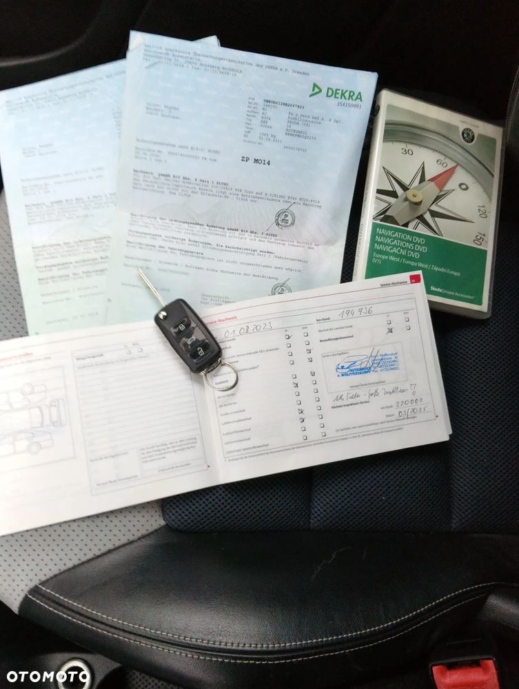 Skoda Octavia 2.0 TDI RS - 18