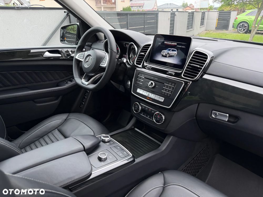 Mercedes-Benz GLS 350 d 4-Matic - 18